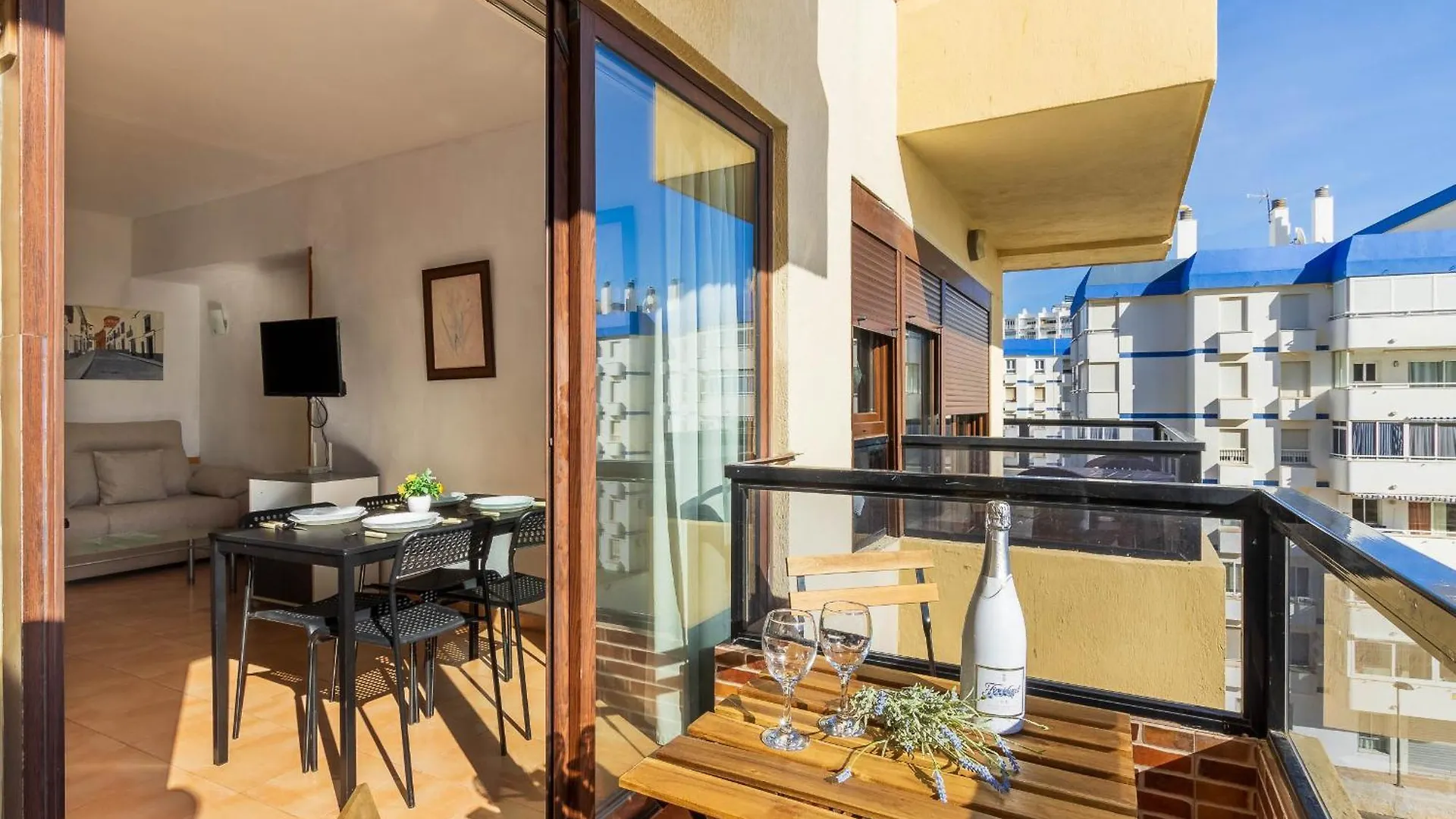 Aloha Playa 402 By Ivi Real Estate Apartment Benalmadena 0*,  Spain